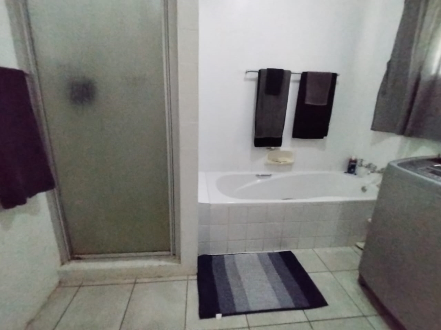 4 Bedroom Property for Sale in Protea Park North West